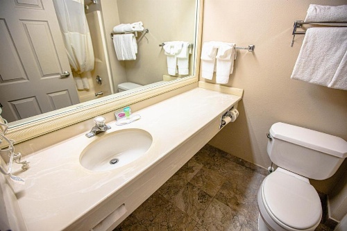 Ocean Paradise Hotel & Resort image 11